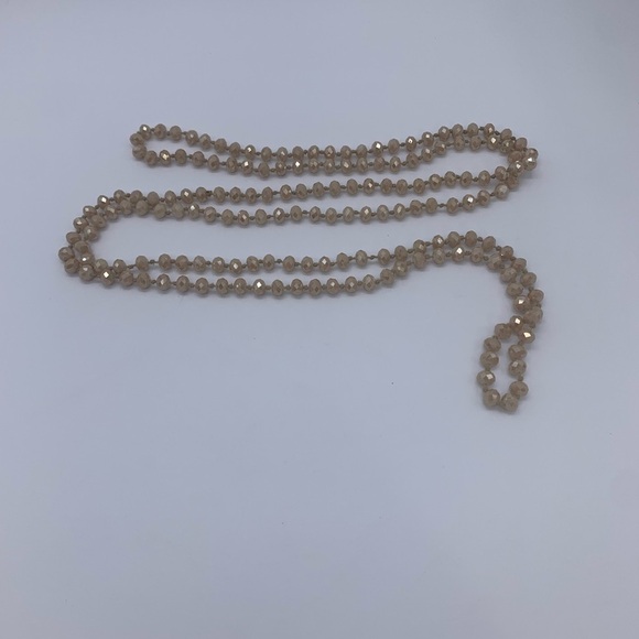 Long Vtg. MCM. Hand Knotted Shiny Sparkly Cream Beige Faced Glass Beads Necklace - Picture 4 of 5